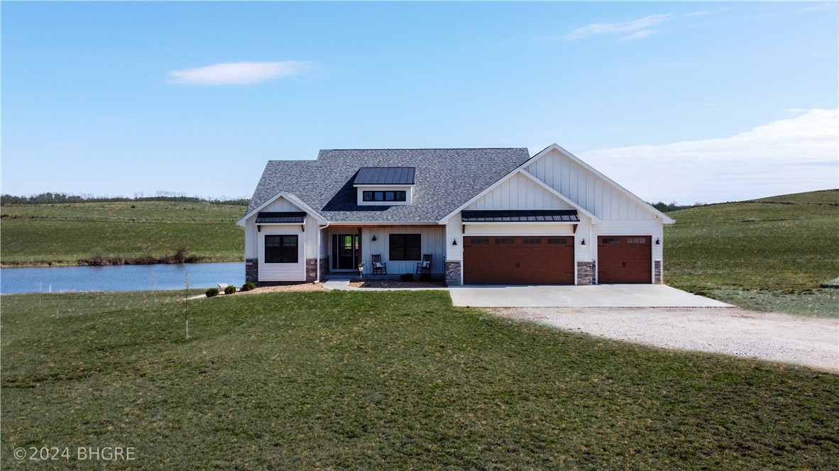 12829 S23 Highway Central Acreages - Better Homes and Gardens Real Estate Innovations Real Estate